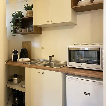 Calm Cove One-Bedroom Home Glyfada Athens Exterior photo