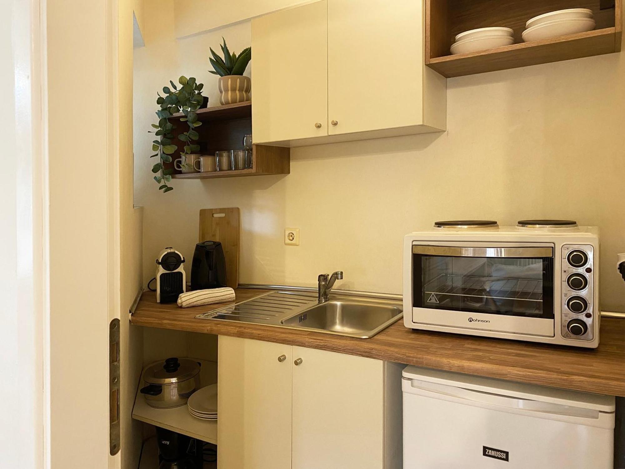 Calm Cove One-bedroom Glyfada Apartment